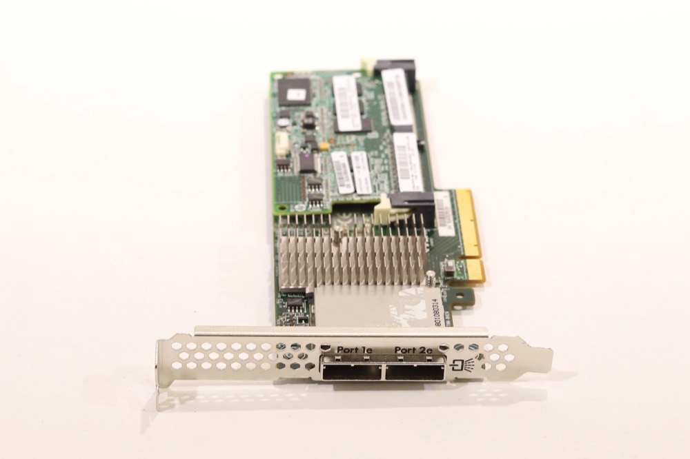 Плата HP Smart Array P421 6Gb/s SAS PCIe Controller Card W/1GB FBWC P/N: 633539-001 — фото 2