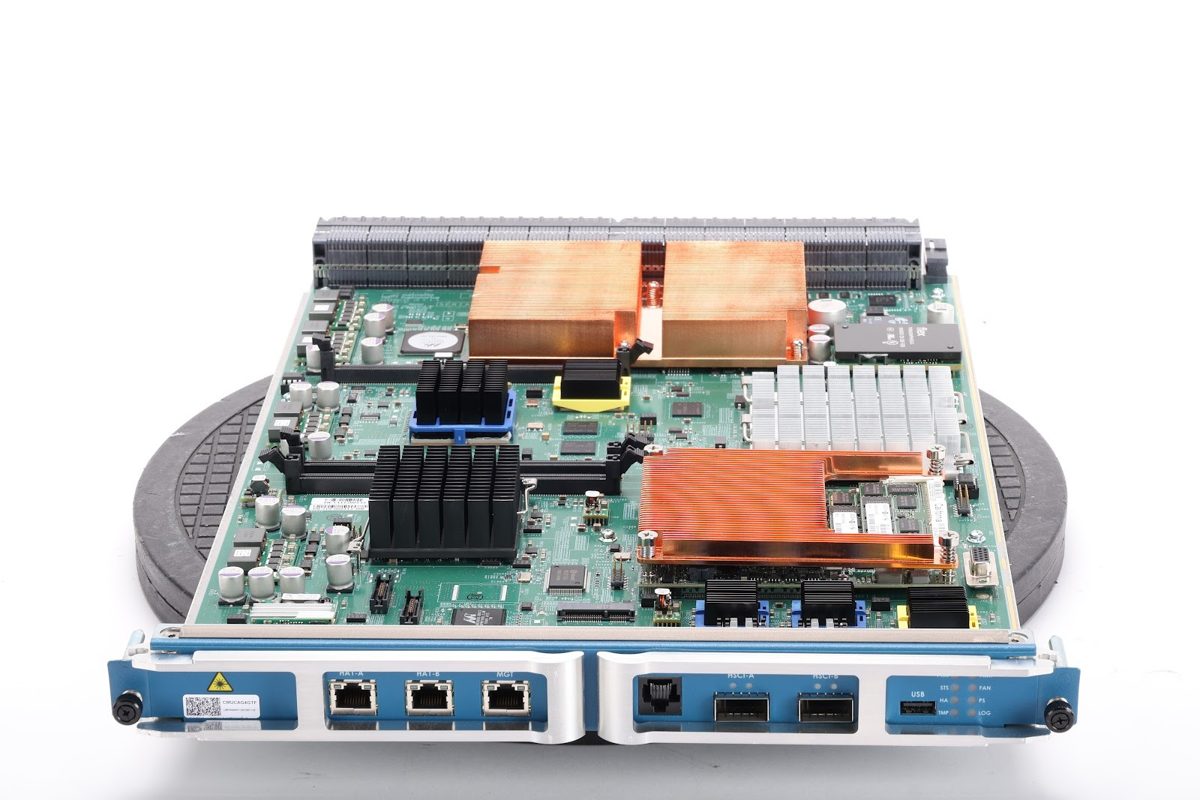 Palo Alto Networks PA-7080 — межсетевой экран NGFW — фото 1
