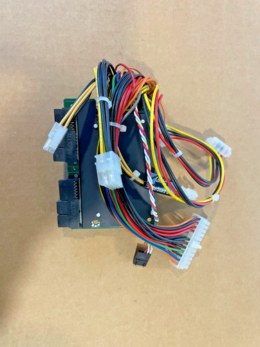 Комплектующая Supermicro PDB-PT116-L8824 1U Power Distributor Board supports up to 1KW — фото 1