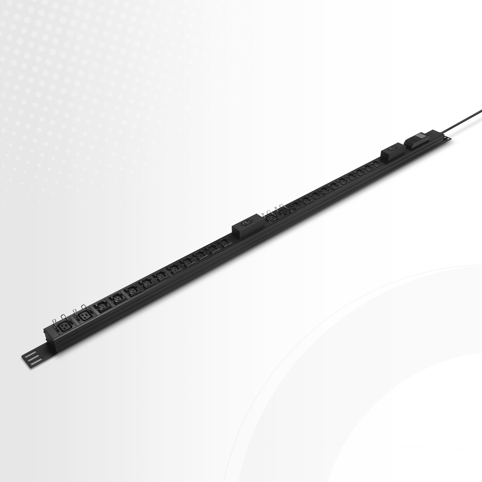 Вертикальный блок распределения питания (PDU) FS 7,36 кВт, однофазный, с измерением — обеспечивает локальный мониторин — фото 1