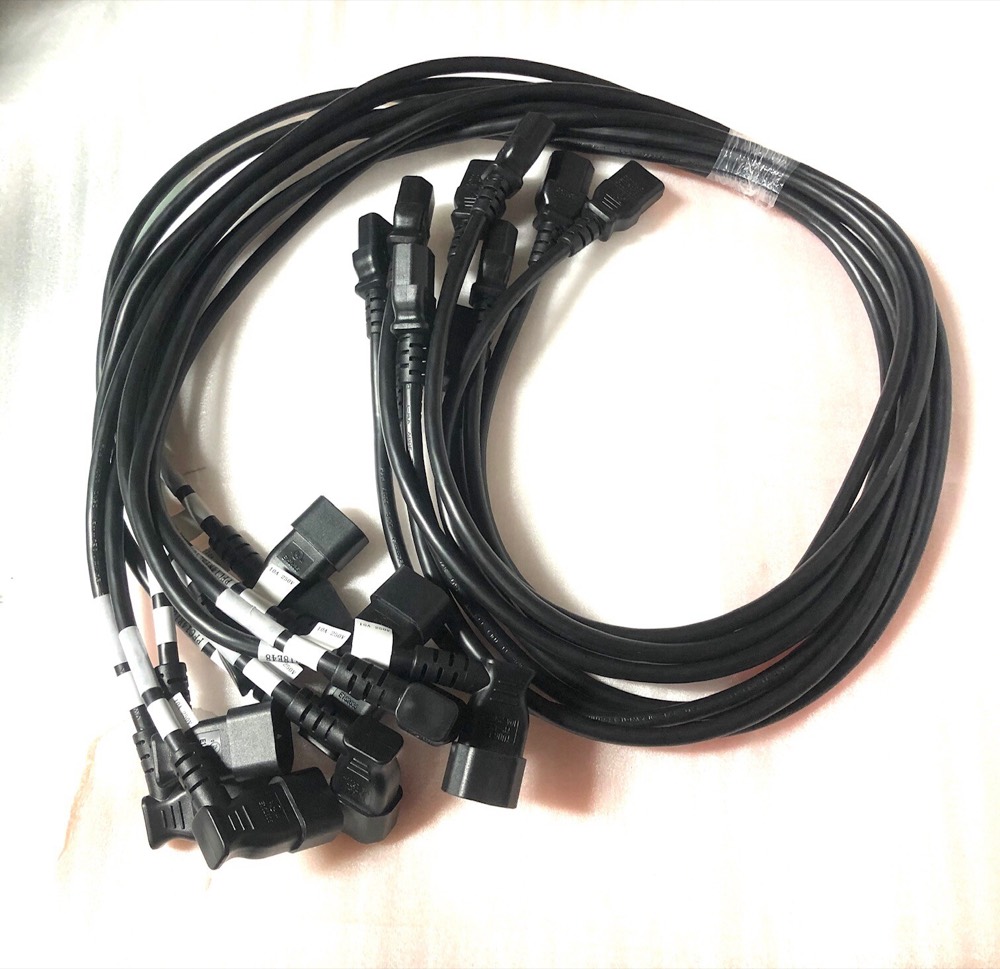 Компонент PFC14R18E48 YP-32L(RIGHT) YC-12 C14 Angled Right to C13 1.2M 10 PACK — фото 1