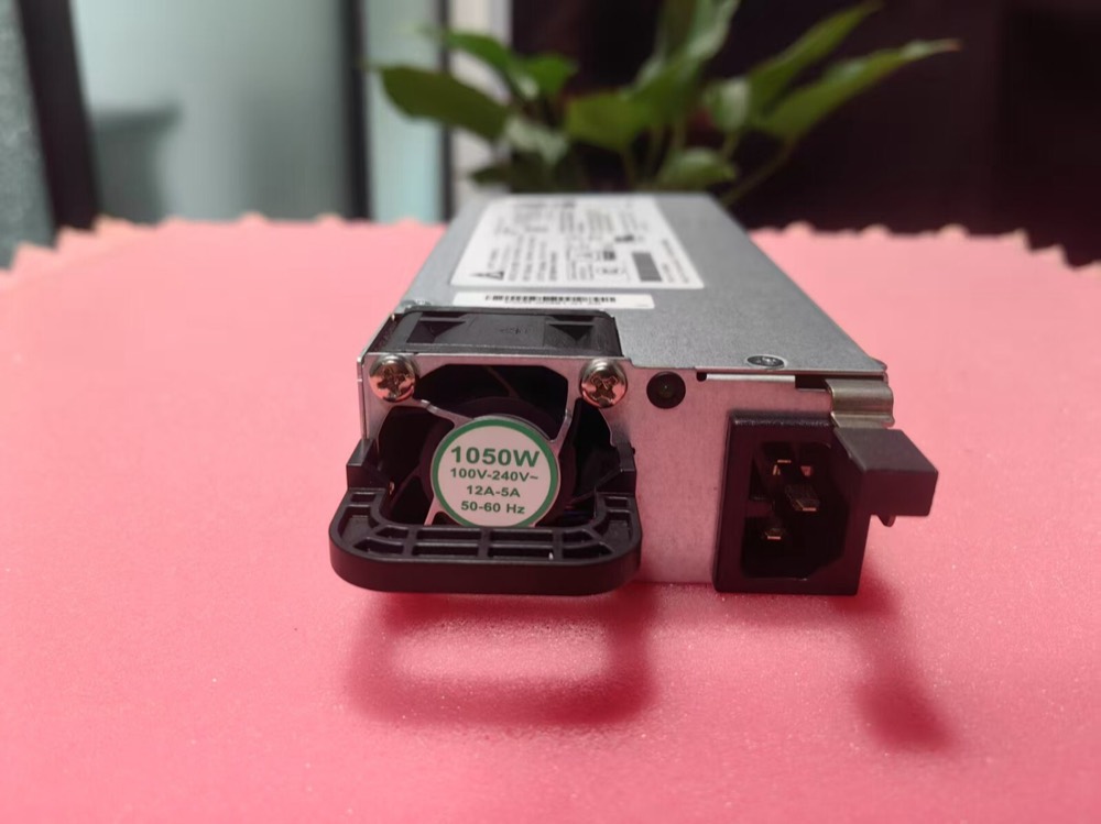 Блок питания Cisco PWR-1021-AC-RED — фото 1