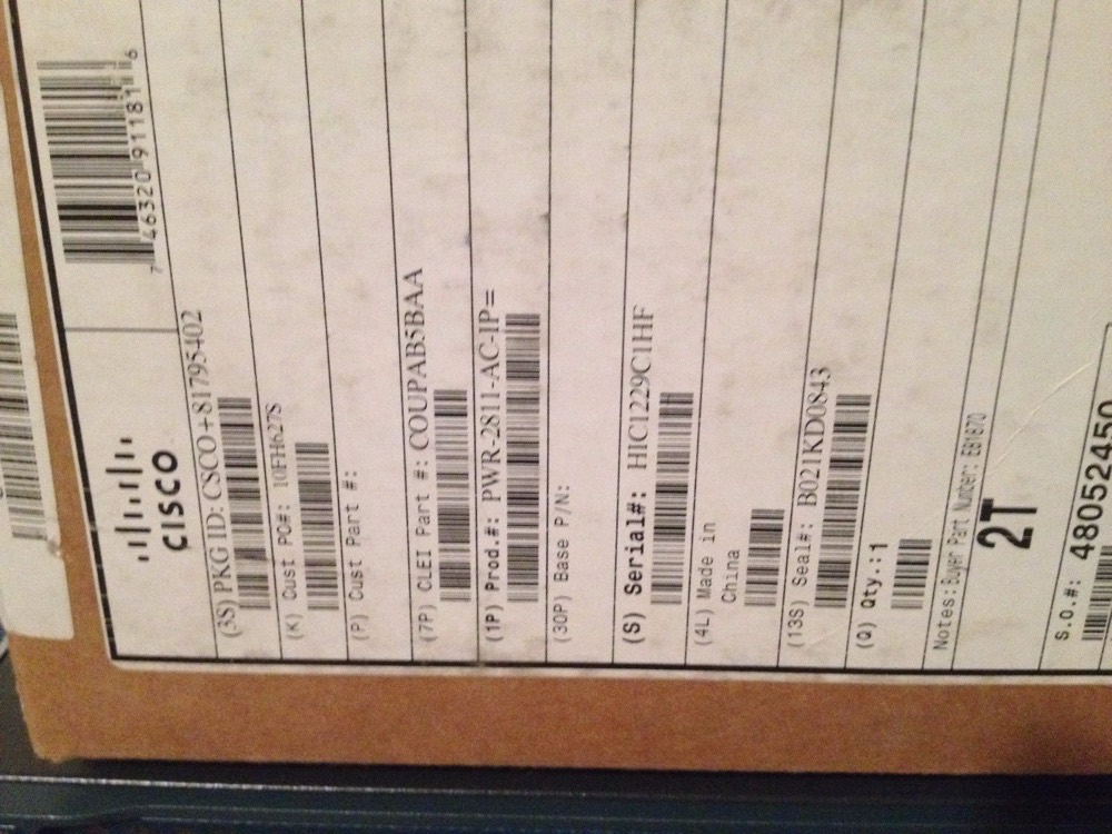 Блок питания Cisco PWR-2811-AC-IP — фото 3