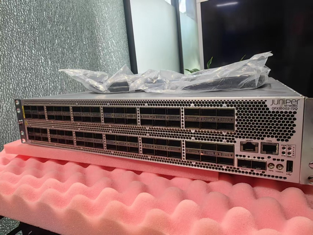 Коммутатор Juniper QFX10002-72Q — фото 2