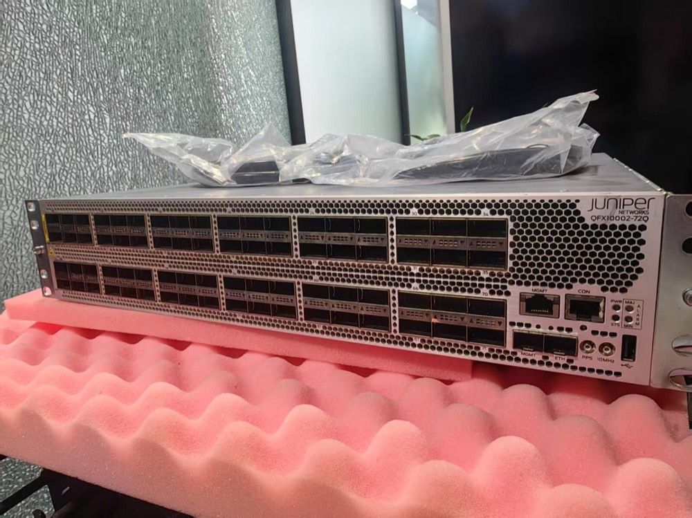 Коммутатор Juniper QFX10002-72Q — фото 3