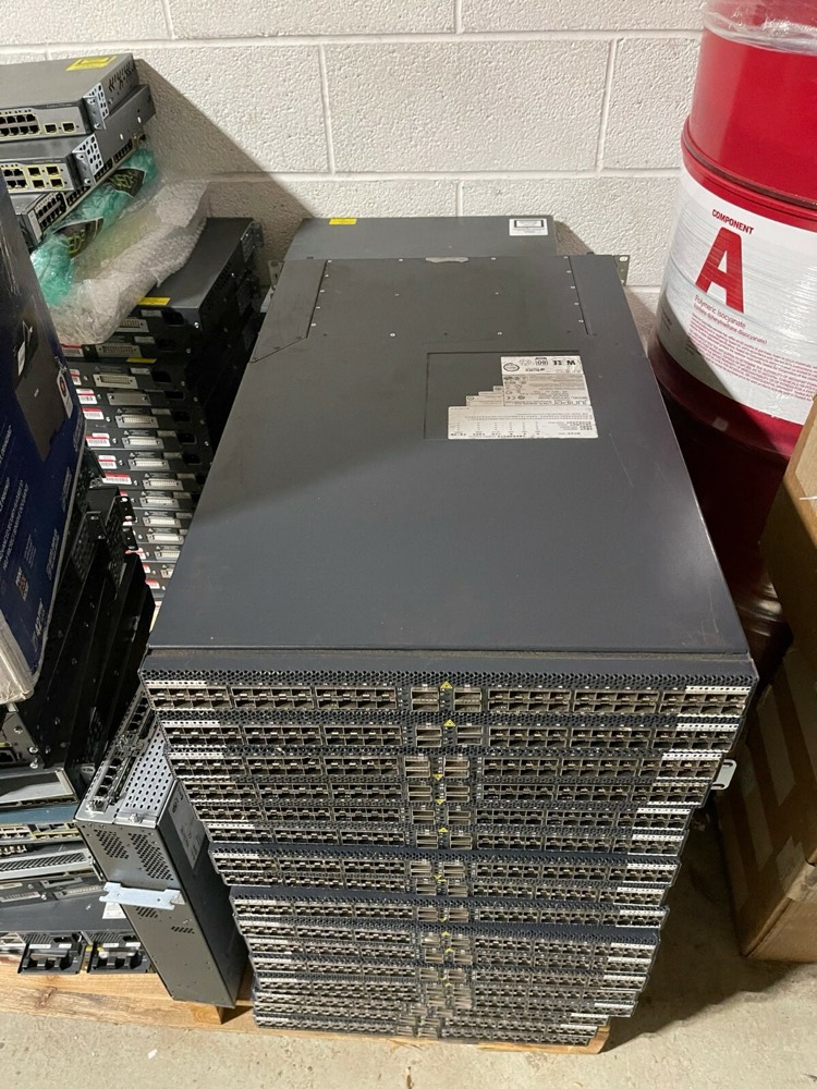 Коммутатор Juniper QFX3500-48S4Q — фото 3
