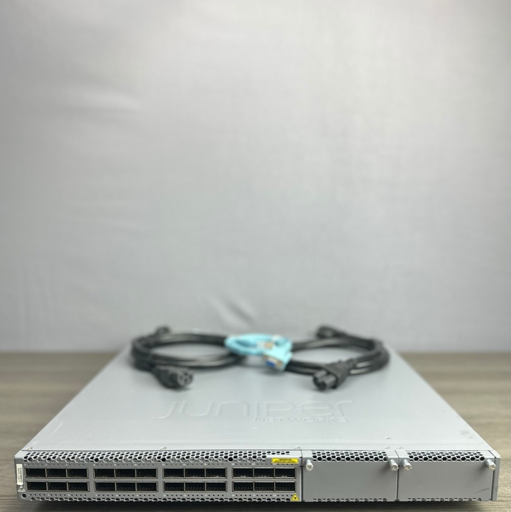 Коммутатор Juniper QFX5100-24Q-AFI — фото 2