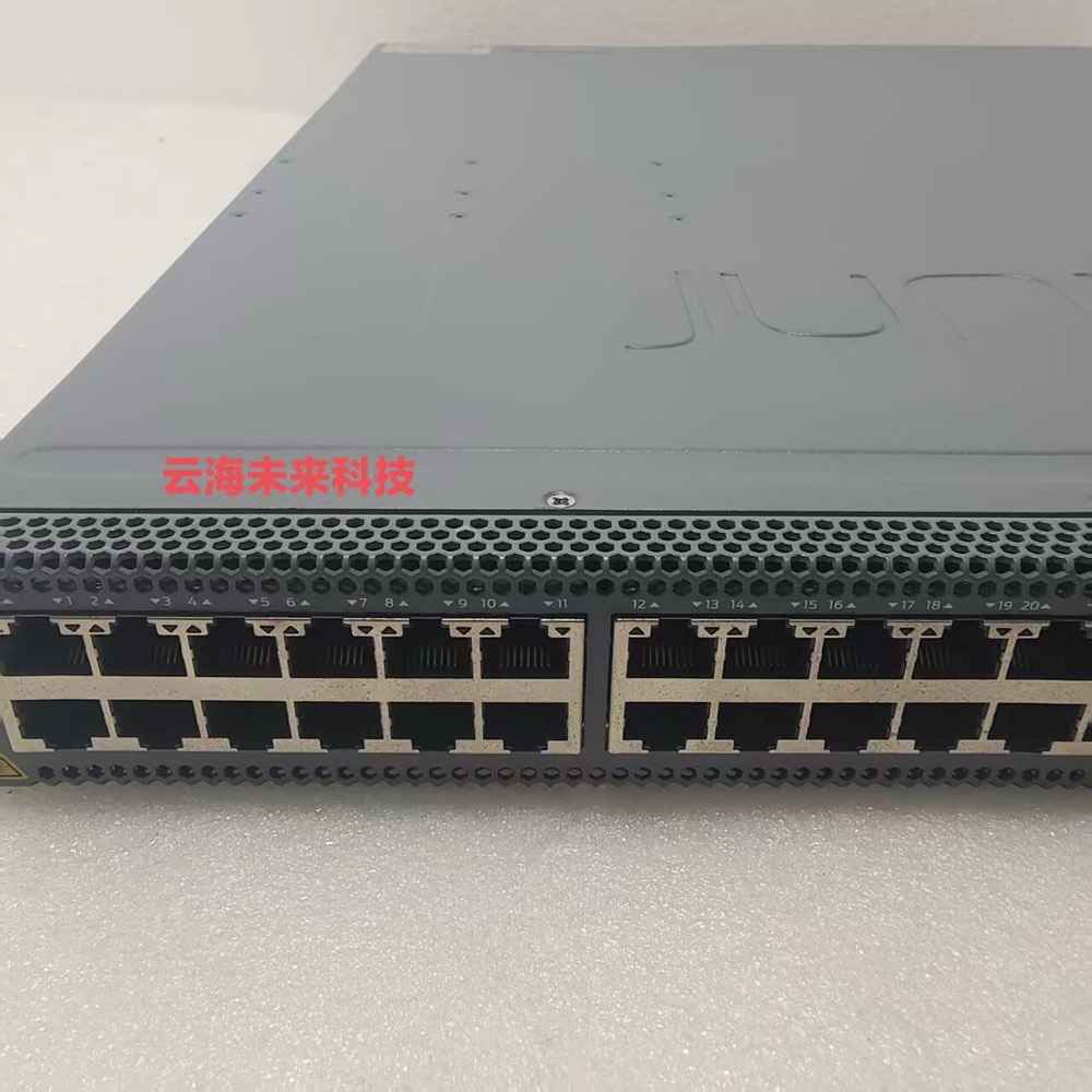 Коммутатор Juniper QFX5120-48T-AFO — фото 1
