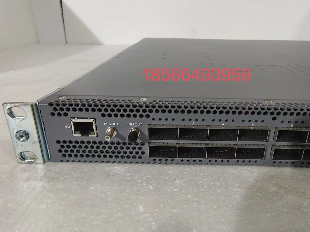 Коммутатор Juniper QFX5200-32C-AFI — фото 1