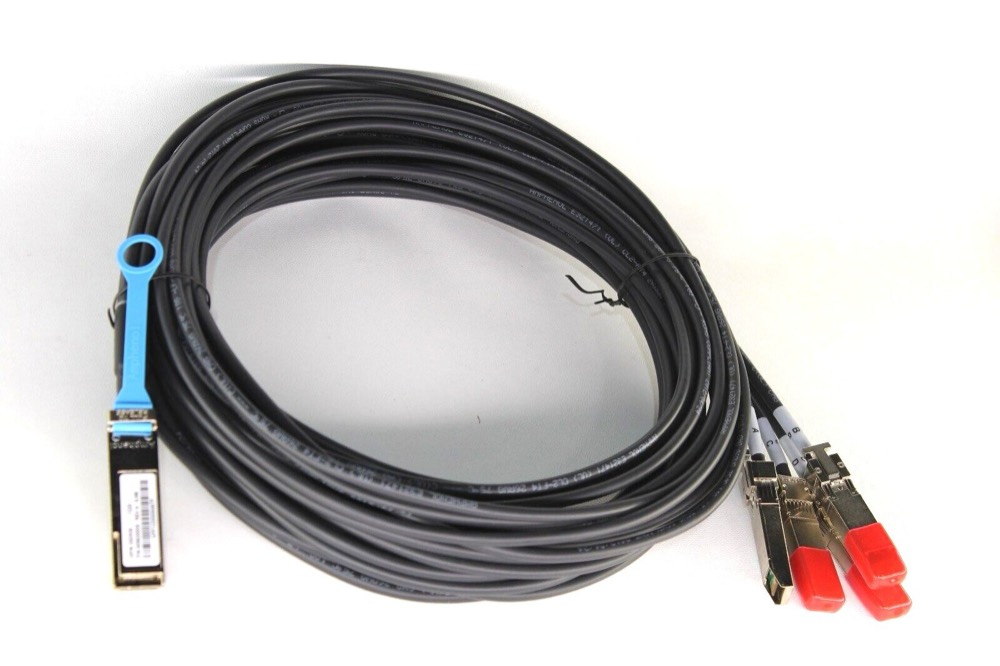 Трансивер NEW QSFP-4SFP10G-CU5M, X8DKW QSFP+ to (4) SFP+ 5m (Passive Copper Assembly) 40GB — фото 1