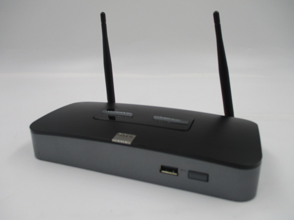Компонент Barco Clickshare R9861008 Wireless Presentation System Unit Tested Working — фото 1