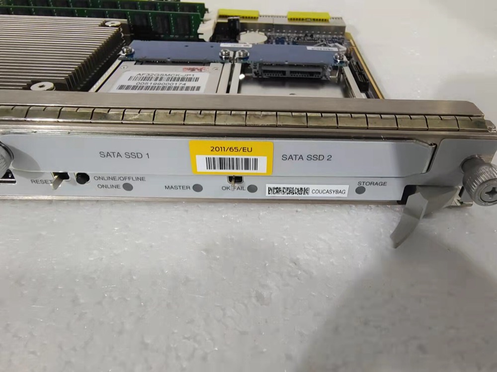Маршрутизатор Juniper RE-S-1800X4-16G-S — фото 2