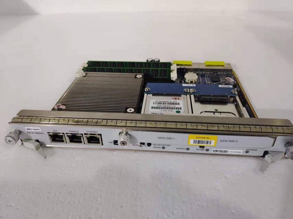 Маршрутизатор Juniper RE-S-1800X4-16G-S — фото 3