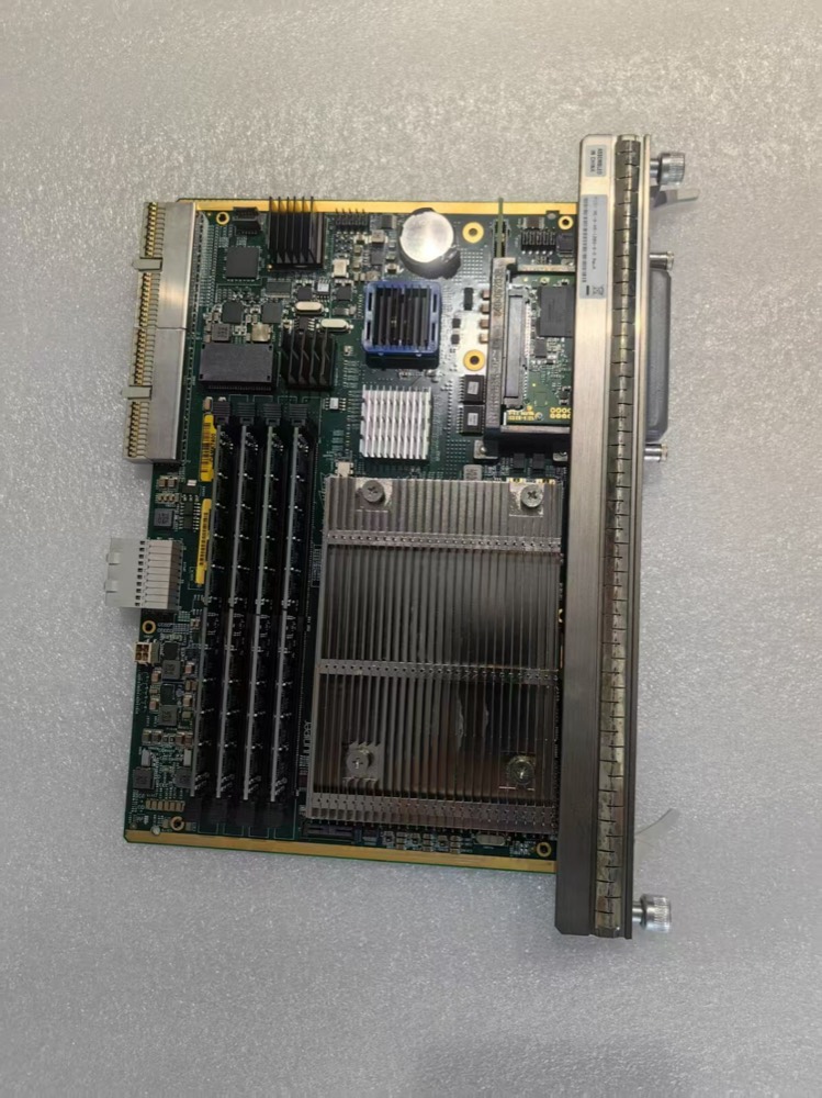 Маршрутизатор Juniper RE-S-X6-128G-S-S — фото 2