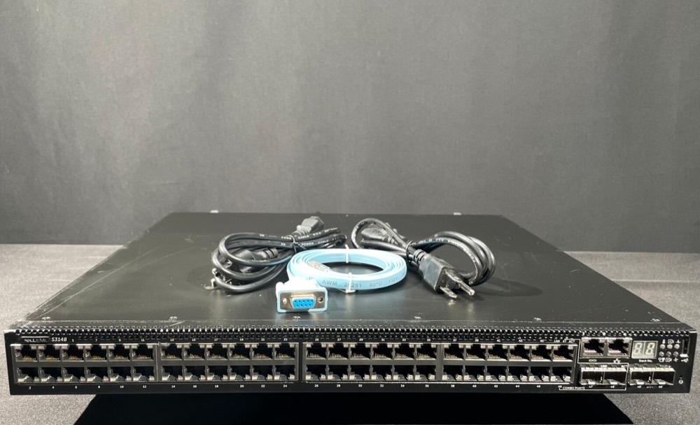 Трансивер Dell Networking S3148 48-Port Gigabit 2x10GbE SFP+ Managed Switch P/N: CF8D0 — фото 1