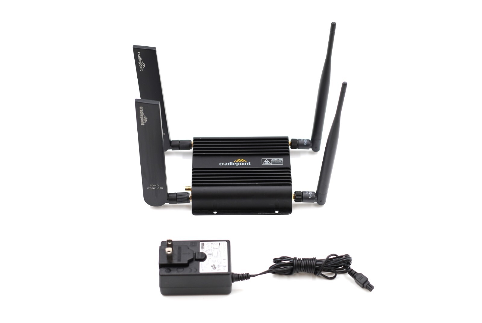 Маршрутизатор Cradlepoint S5A902A LTE Wireless(Wi-Fi) Router with Adapter P/N: IBR600C-150M-D — фото 1