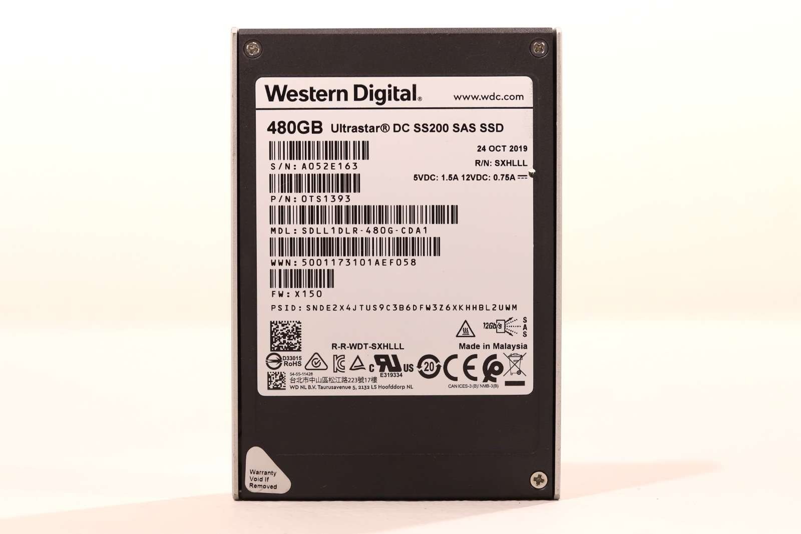 SSD-накопитель WD SDLL1DLR-480G-CDA1 480GB 2.5" 12Gb/s SAS Solid State Drive P/N:0TS1393 Tested — фото 1