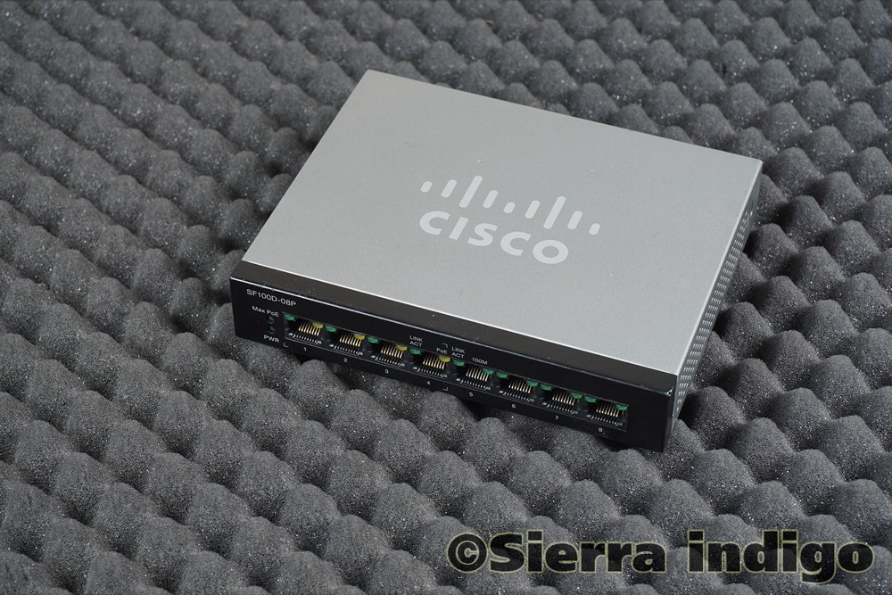Коммутатор Cisco SF100D-08 — фото 1