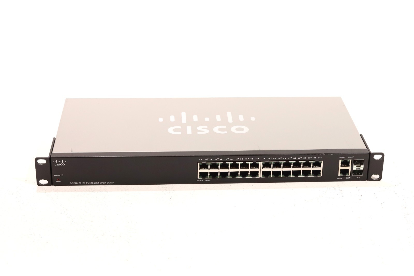 Коммутатор Cisco SG220-26 26-Port Gigabit Managed Smart Switch w/Ears P/N: SG220-26-K9 V04 — фото 2