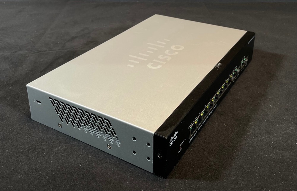 Коммутатор Cisco SG300-10MP-K9 — фото 2