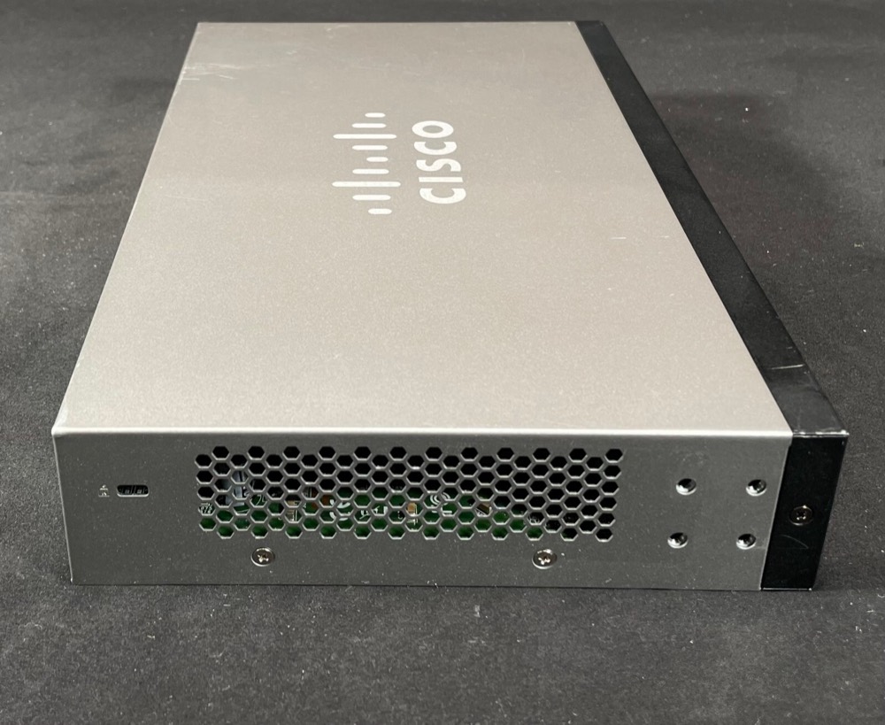 Коммутатор Cisco SG350-10MP — фото 2