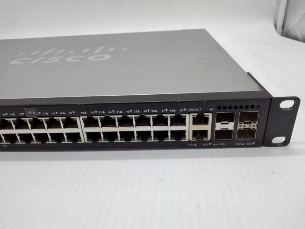 Коммутатор Cisco SG550X-48P-K9 — фото 3