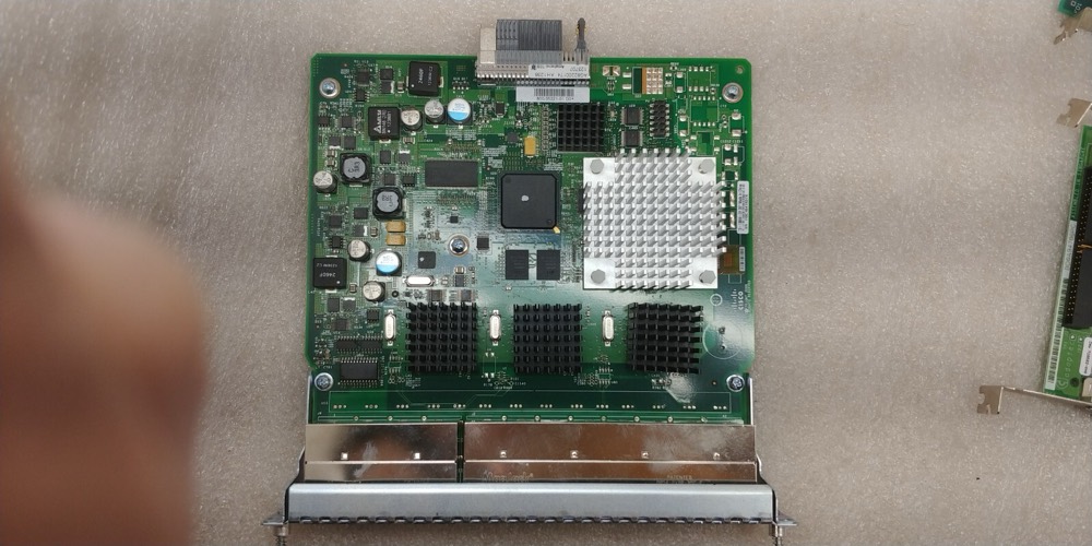 Модуль Cisco SM-ES2-24 — фото 1