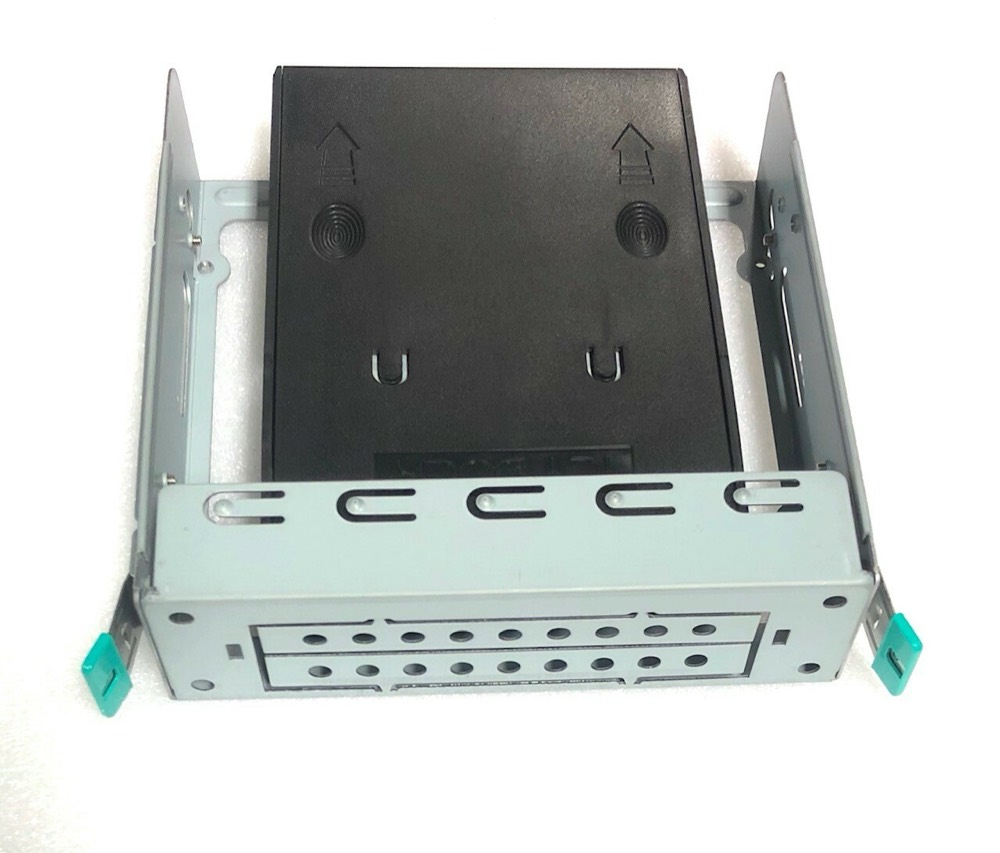 SSD-накопитель SR20969-14E MB882SP1S1B, SSDC2BW120A4 CHENBRO 6 BAY TRAY 3IN ICYDOCK 2.5 SSD — фото 1