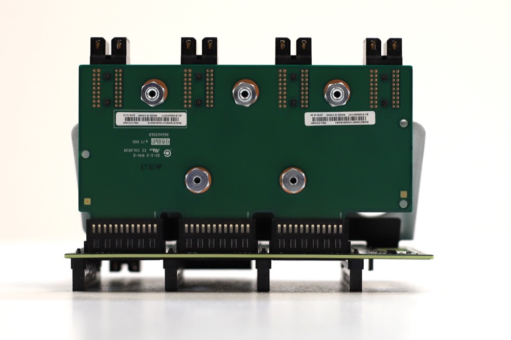 Бэкплейн Lenovo ThinkSystem SR950 Interposer & Power Backplane W/Bracket FRU P/N: 01CV957 — фото 3