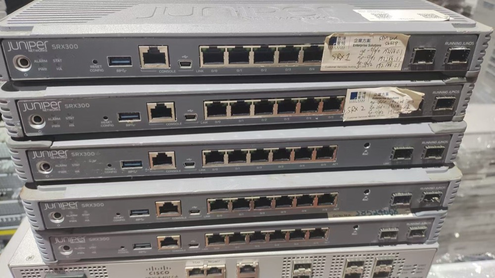 Межсетевой экран Juniper SRX300 — фото 1