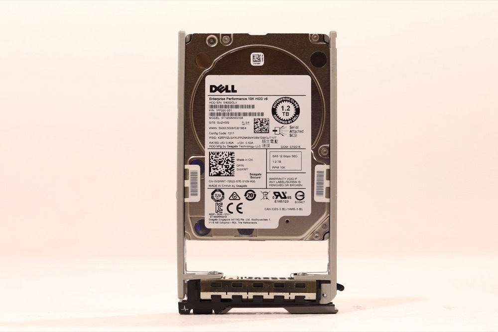 Жёсткий диск Dell ST1200MM0108 1.2TB 2.5" 12Gb/s 10K RPM SAS HDD W/Caddy Dell P/N: 0V2KWT — фото 1