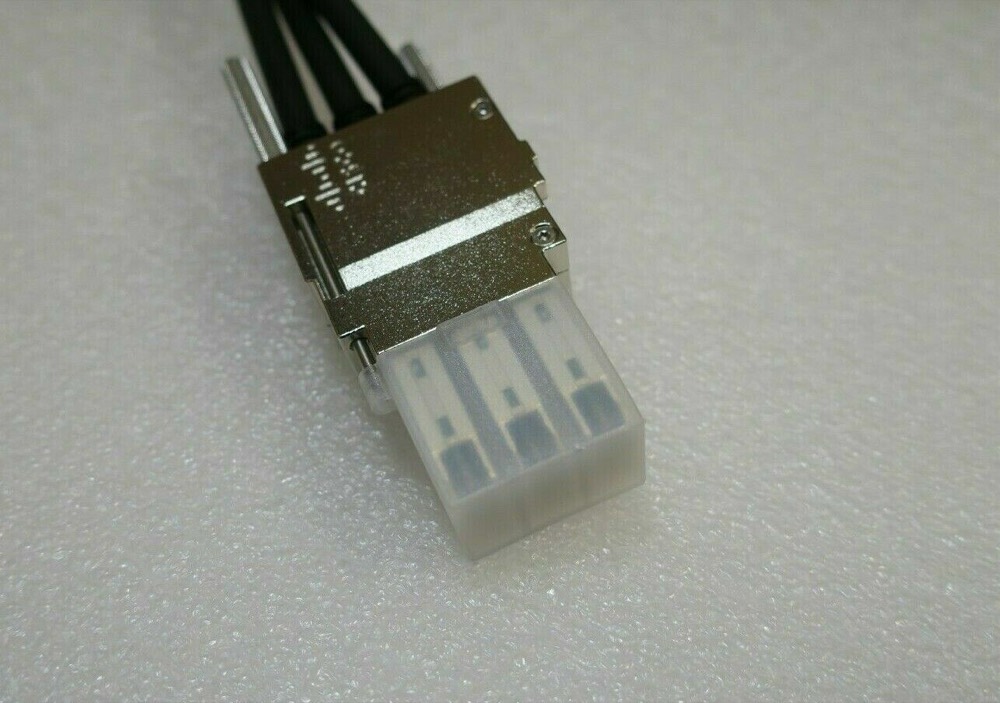 Коммутатор Cisco STACK-T1-3M — фото 1