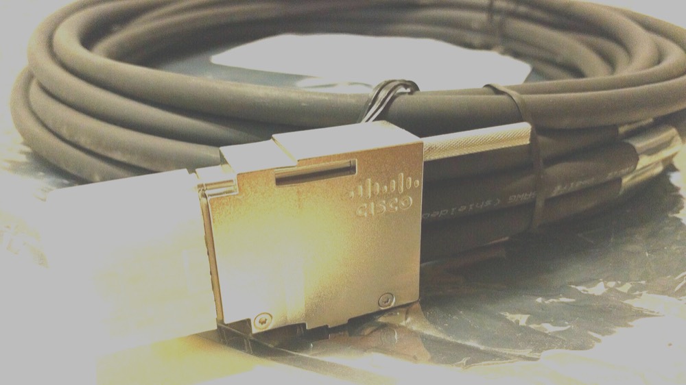 Коммутатор Cisco STACK-T1-3M — фото 3