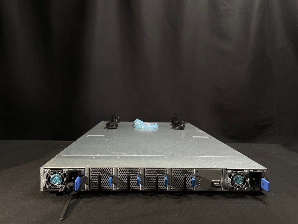Коммутатор NVIDIA SX6790 — фото 3