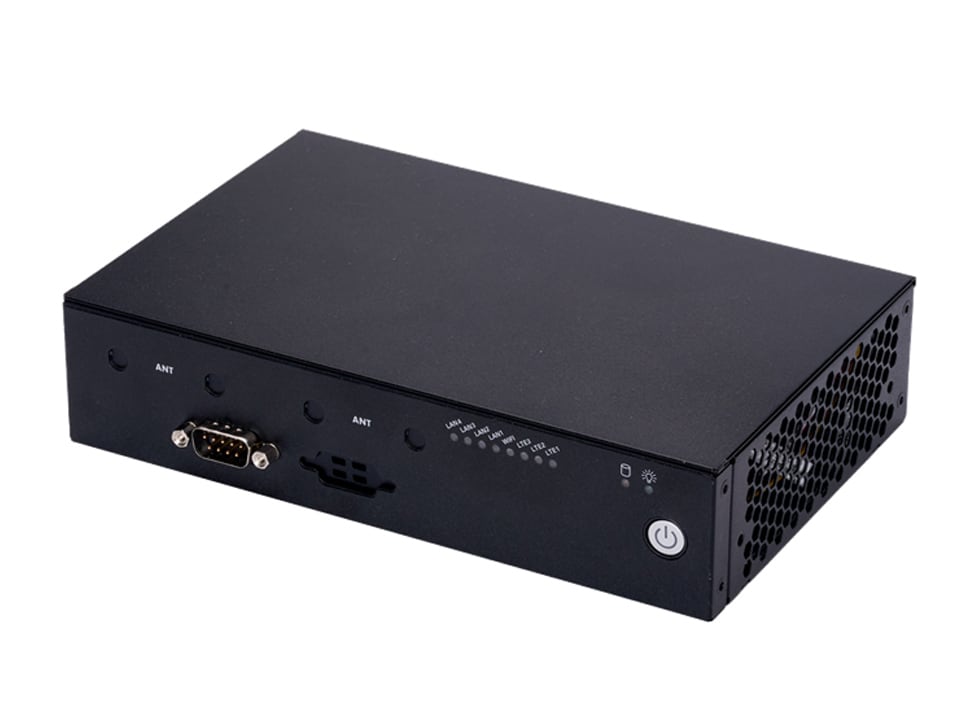 Промышленный edge-сервер Supermicro SYS-E102-9AP-LN4-C — фото 1