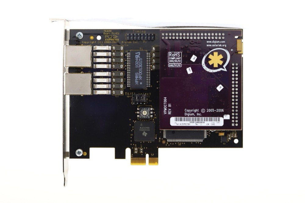 Линейная плата Digium Dual-Port T1/E1 PCIe x1 Digital Interface Card W/VPMOCT064 P/N: 5TE220 — фото 3