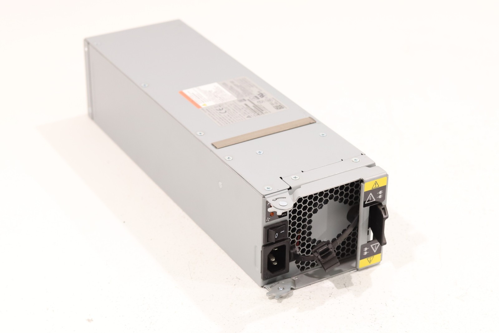 Блок питания Dell TDPS-580AB 584W Power Supply For Compellent SC4000/SC4020 Dell P/N: 0Y5W2H — фото 1