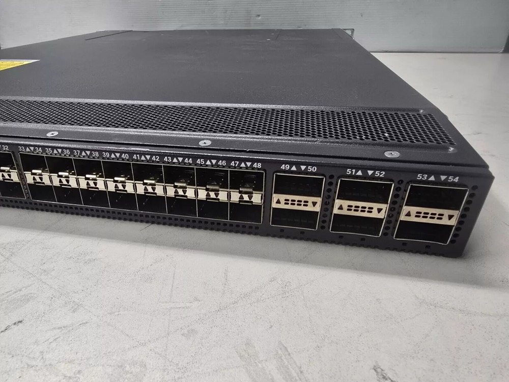 Сервер Cisco UCS-FI-6454 — фото 3