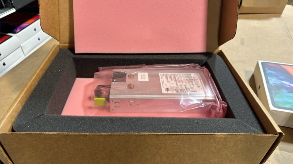 Блок питания Cisco UCSC-PSU2V2-650W 650 Вт — фото 2