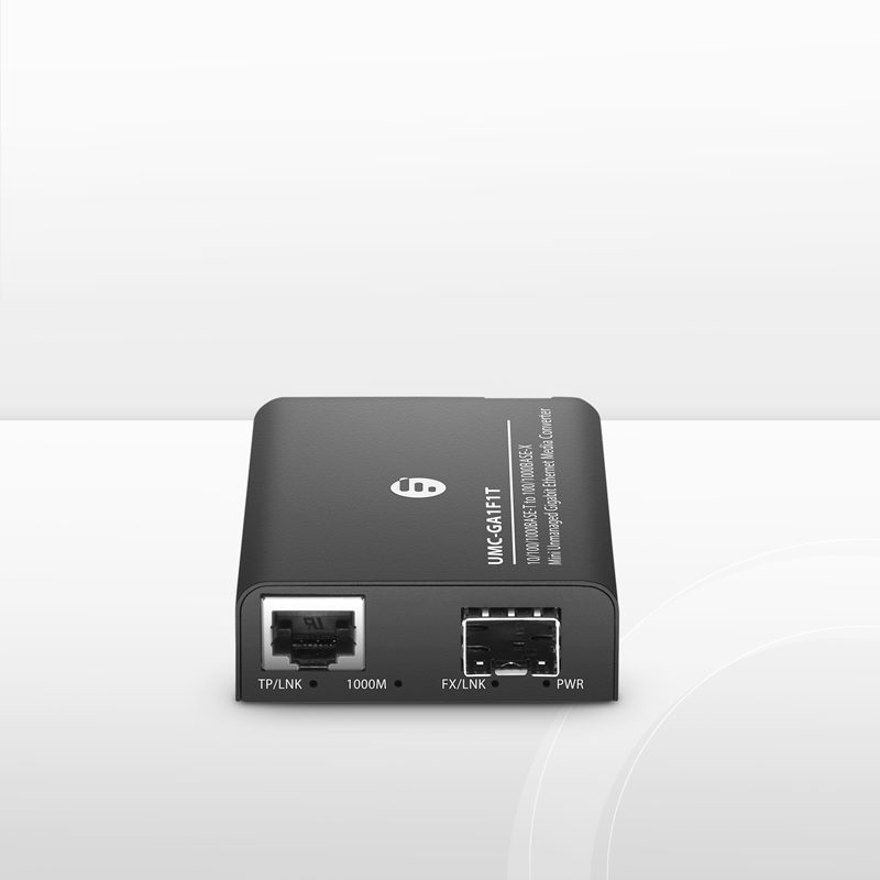 Мини неуправляемый медиаконвертер gigabit ethernet 1x 10/100/1000Base-T RJ45 в 1x 100/1000Base-X multimode SC 850нм 22 — фото 1