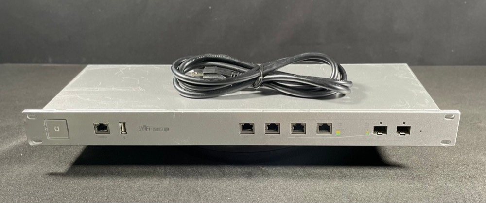 Оборудование Huawei USG-PRO-4 — фото 1