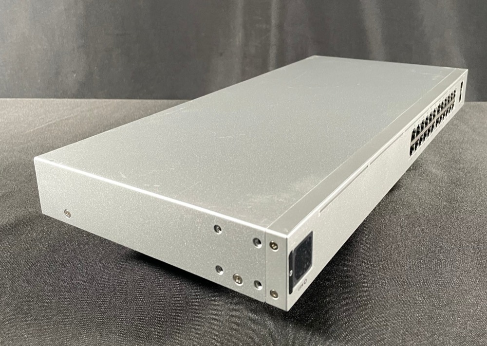 Коммутатор Cisco USW-24-POE — фото 2