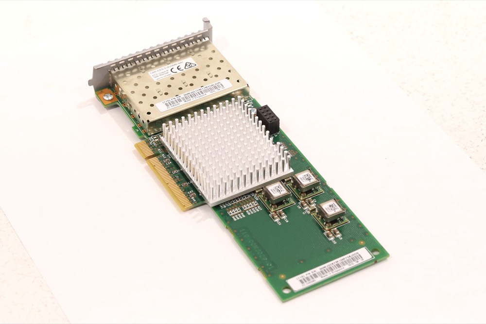 Трансивер IBM V7000 Gen2 Quad-Port 8GbE SFP+ PCIe x8 Host Interface Card P/N: 00MJ027 — фото 1
