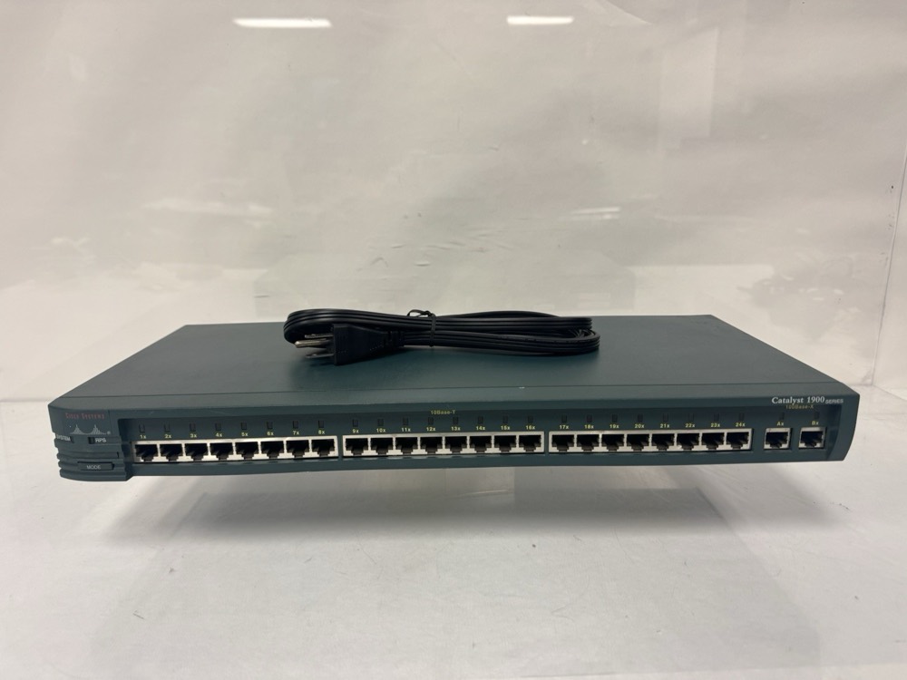 Коммутатор Cisco WS-C1924-A — фото 1
