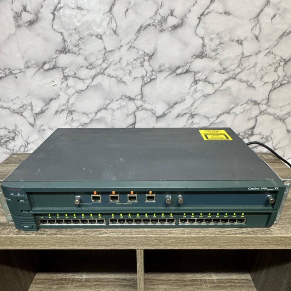 Коммутатор Cisco WS-C2924M-XL-EN (РАЗБОР) — фото 1