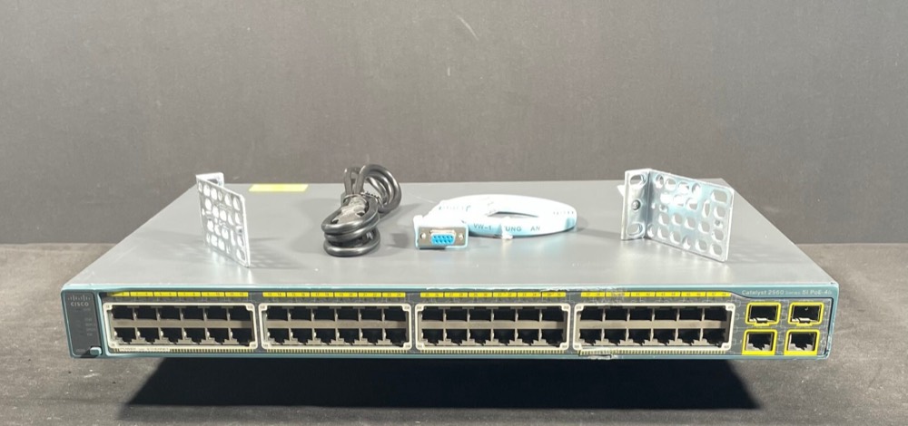 Коммутатор Cisco WS-C2960-48PST-S — фото 1