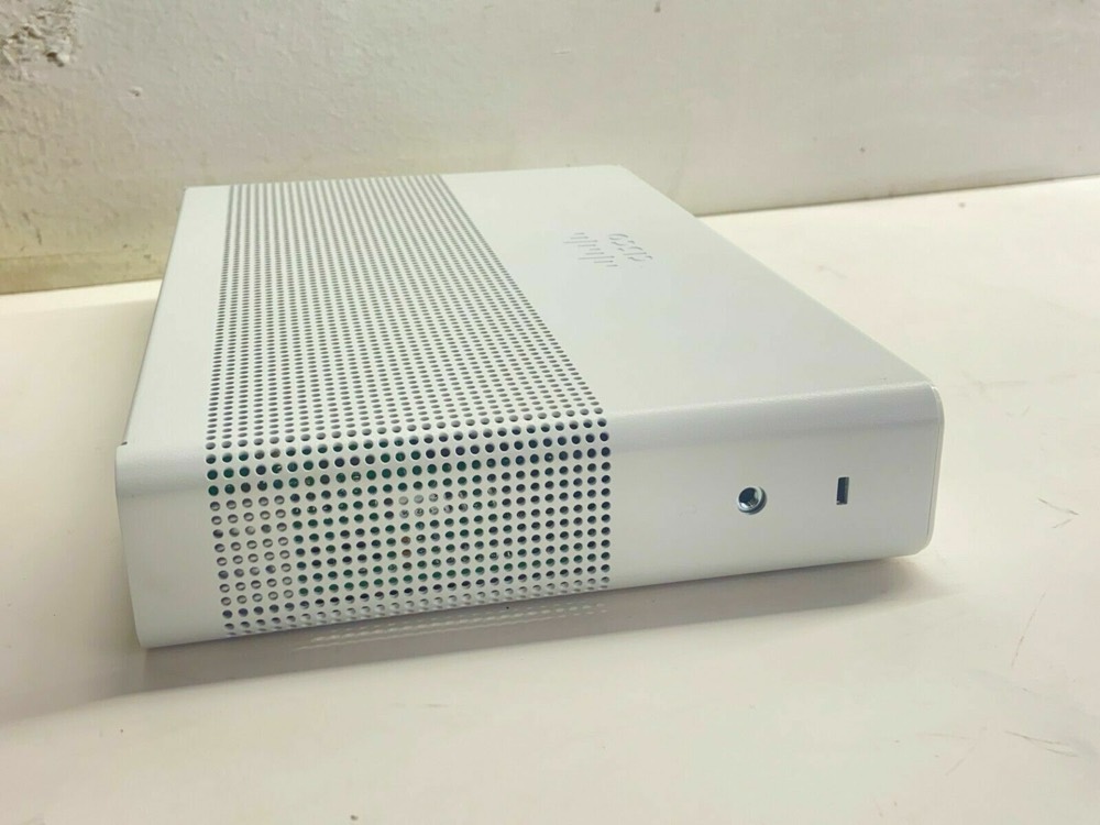 Коммутатор Cisco WS-C2960CPD-8TT-L — фото 3