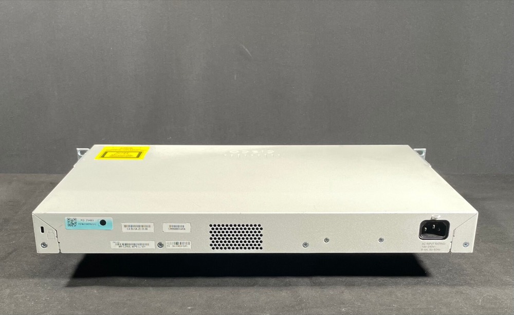 Коммутатор Cisco WS-C2960L-48TS-LL — фото 3