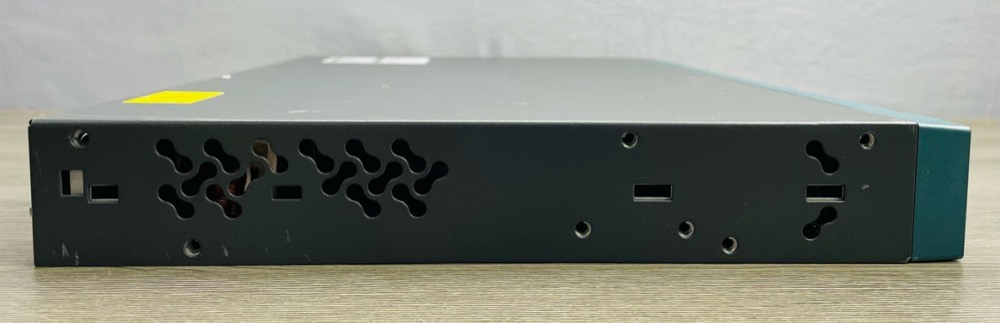 Коммутатор Cisco WS-C2960S-24TD-L — фото 3