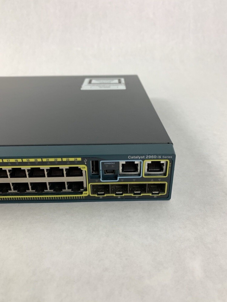 Коммутатор Cisco WS-C2960S-24TS-L — фото 3